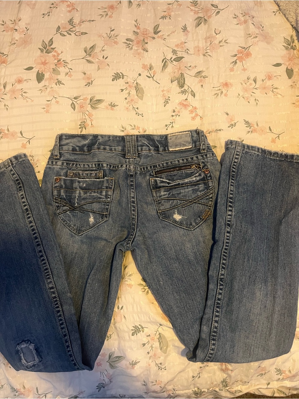 Aeropostale Bootcut Jeans - Picture 4 of 8